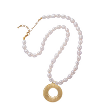 Load image into Gallery viewer, Gildara Pearl Necklace