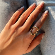 Load image into Gallery viewer, Cela Ring
