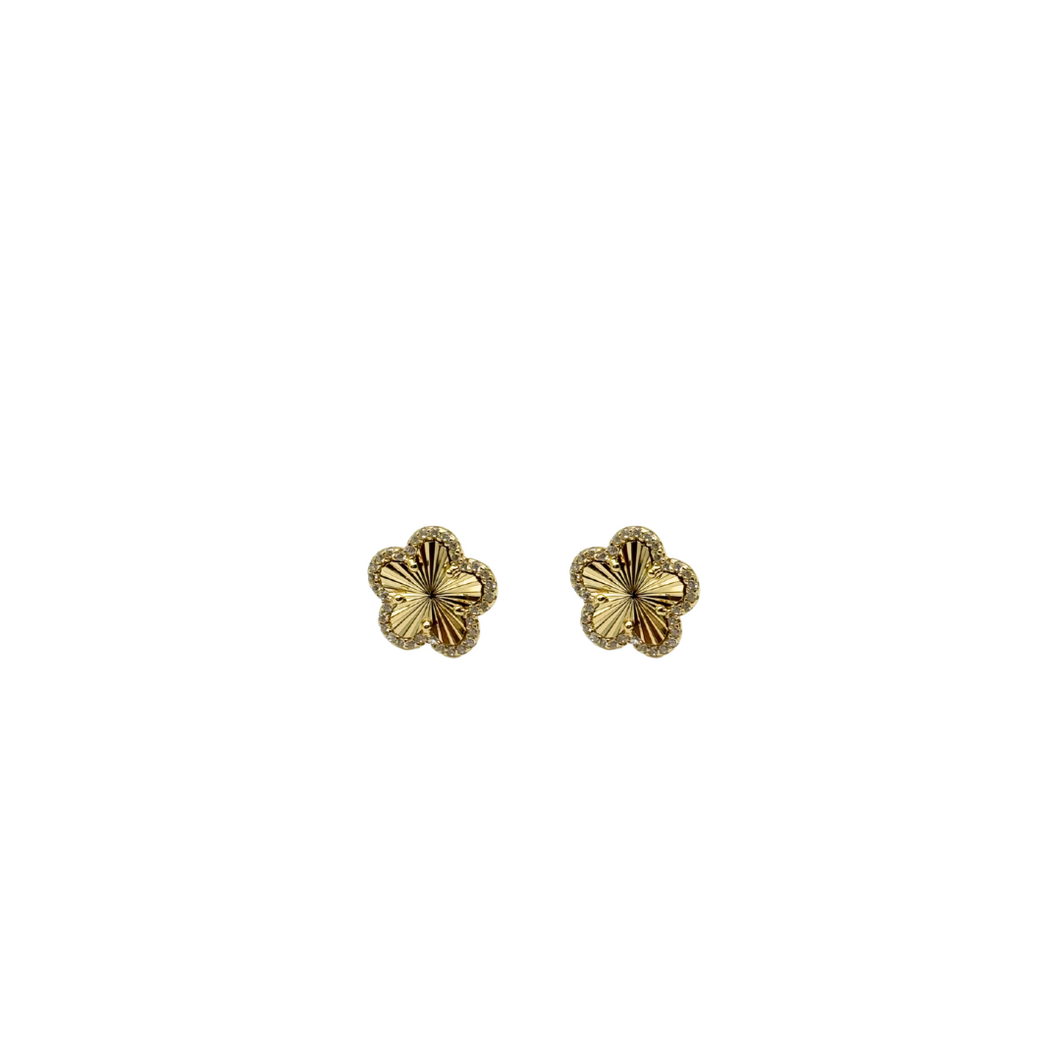 Daize Studs