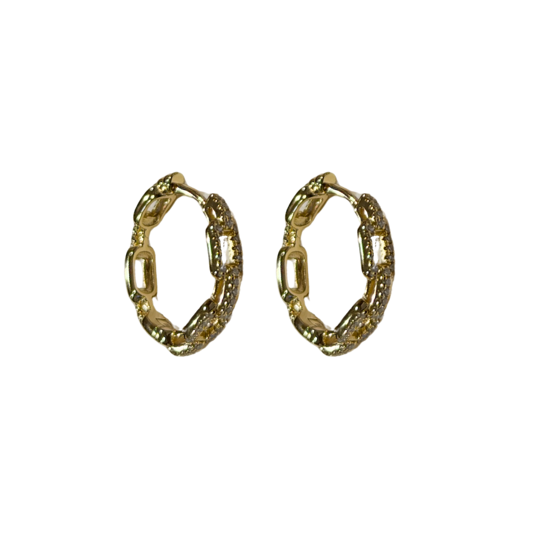 Elyisa Hoops