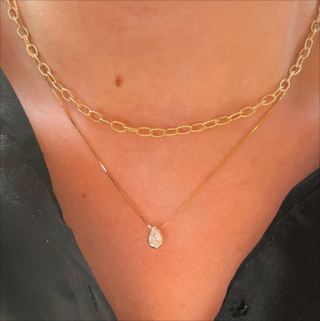 Pear-Shaped Solitaire Necklace