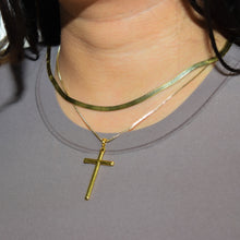 Load image into Gallery viewer, Cross I Necklace
