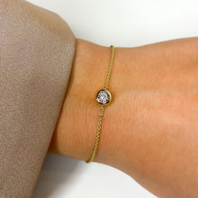 Load image into Gallery viewer, Round Diamond Bracelet
