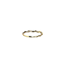 Load image into Gallery viewer, Twisted Diamond Band
