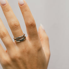 Load image into Gallery viewer, Soli Ring
