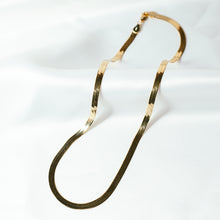 Load image into Gallery viewer, Zia Necklace

